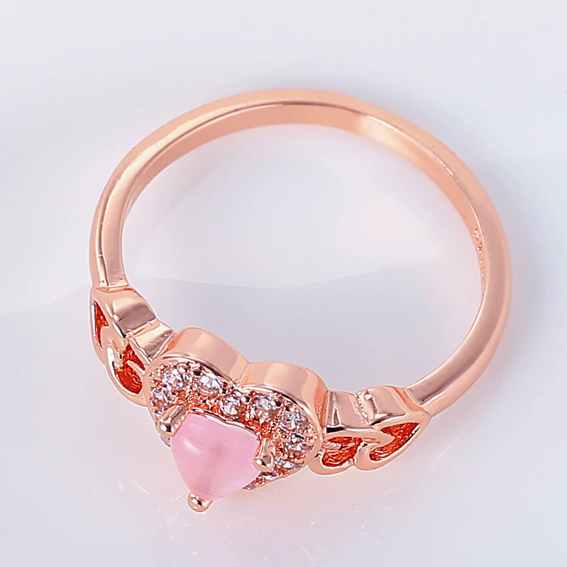 American Popular Heart-Shaped Pink Crystal Rose Gold Ring