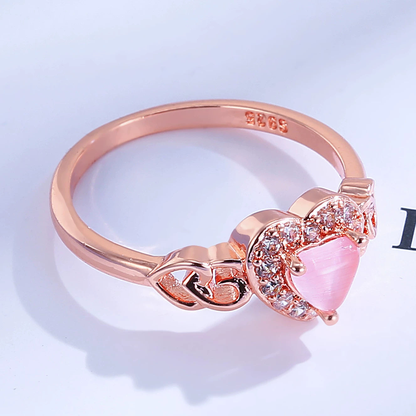 American Popular Heart-Shaped Pink Crystal Rose Gold Ring