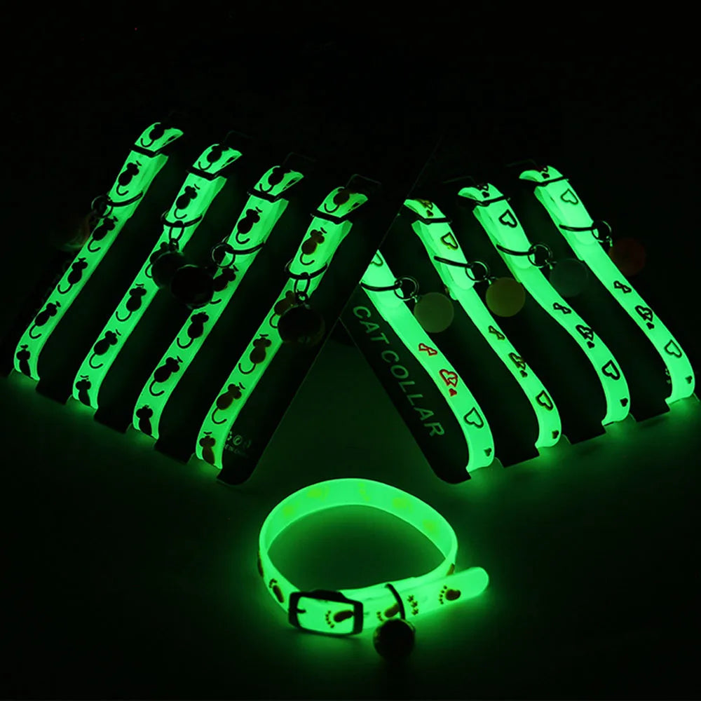 Cat Necklace Glowing Small Dog Cat Collar Anti-Loss Fluorescent Silicone Cat Bell Collar